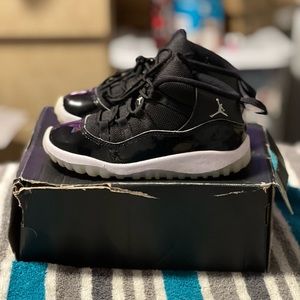 Jordan retro 11
